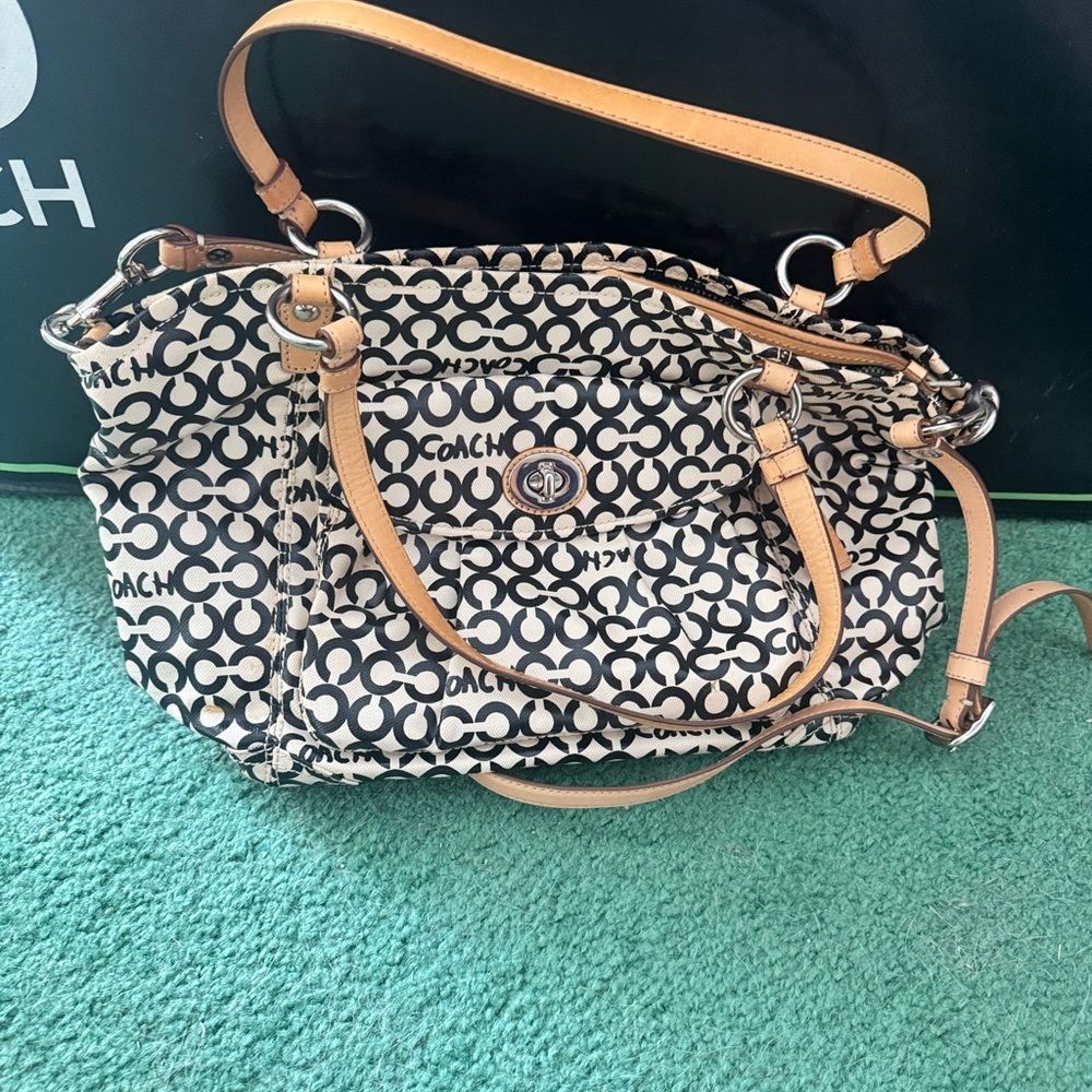 Coach Black and Cream Signature Shoulder Bag